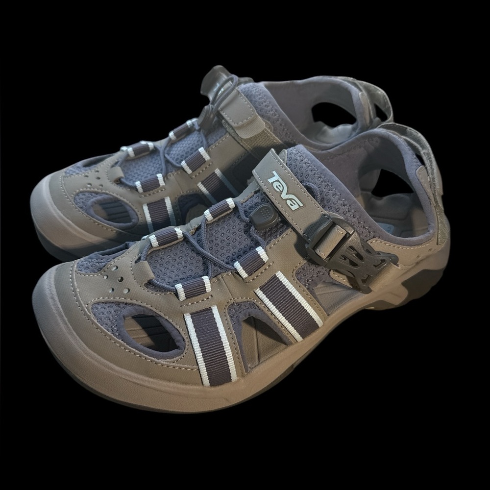 Teva omnium 
size 10 Gray  blue Closed-Toe Sport Sandals